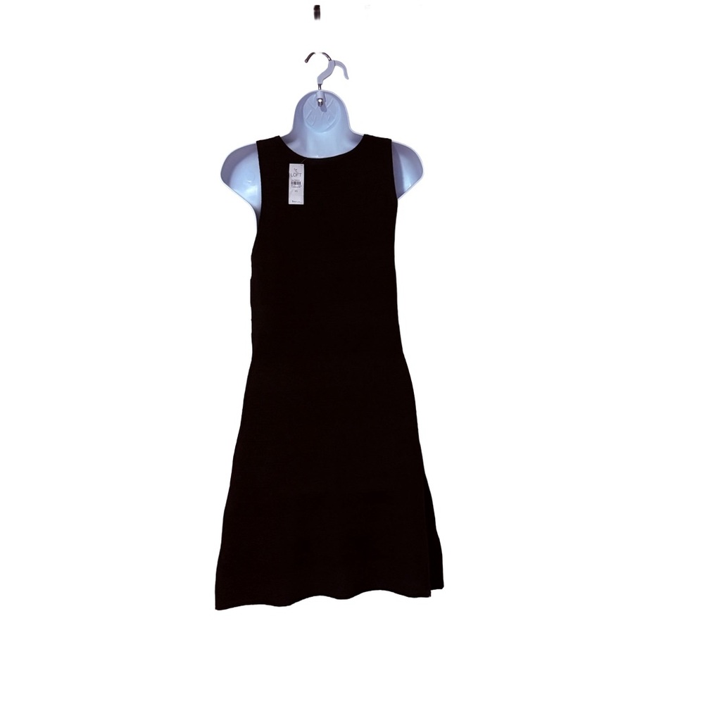 NWT Elegant Loft Sleeveless Black Dress